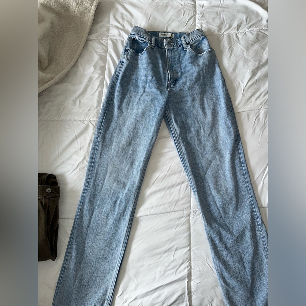 Curve love ultra high rise 90s straight jeans size: 26/2R